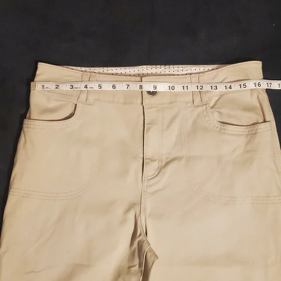 Christopher & Banks Color Tan Khaki Capri Pants Women's SIZE 10 Stretch - Picture 6 of 11